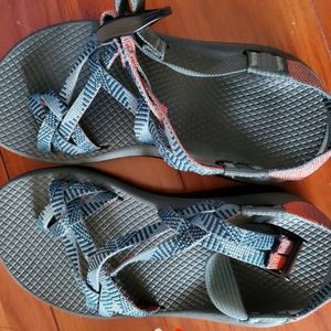Chacos cloud sandals